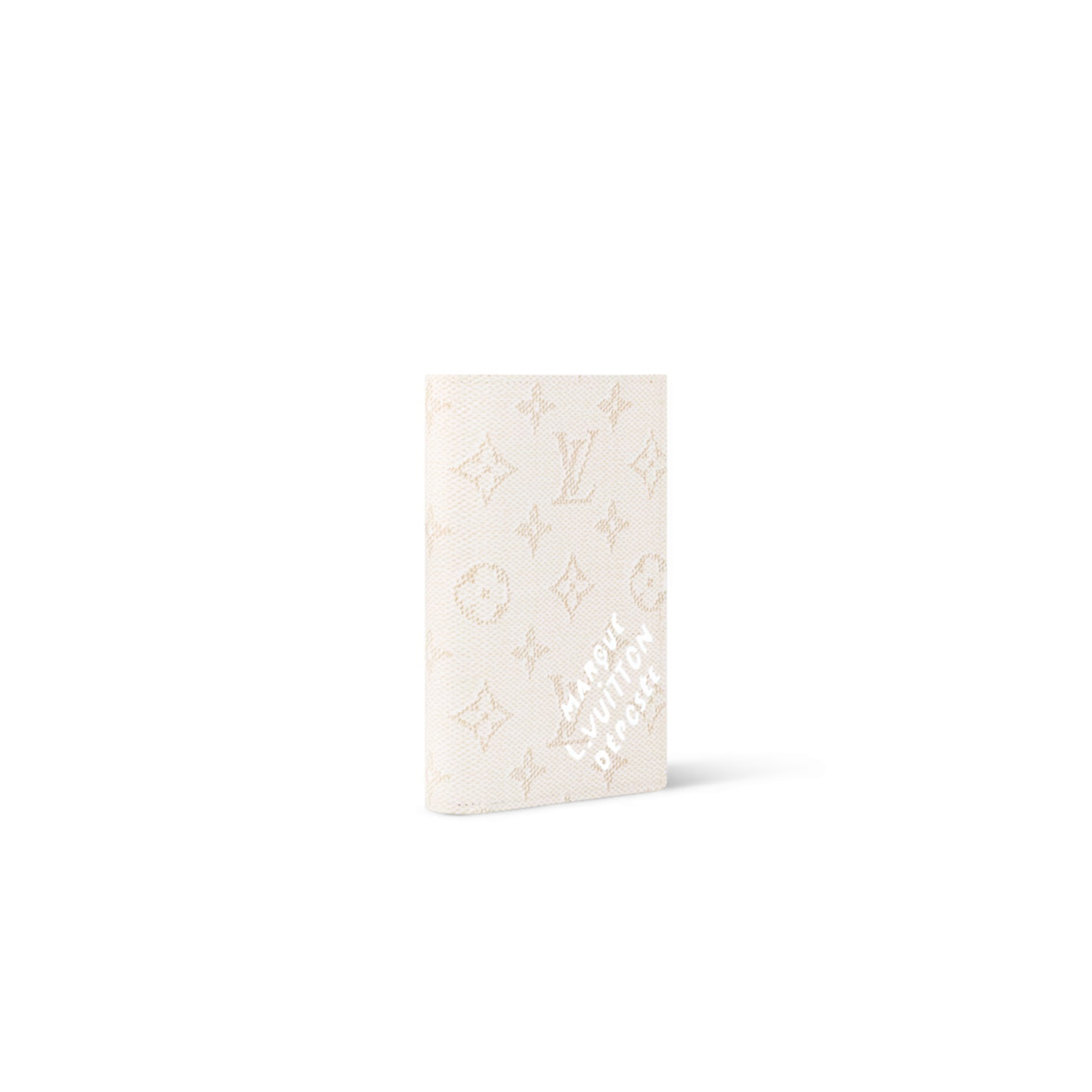 l0*is V*t0n passport cover m15075 (14*10*3cm)